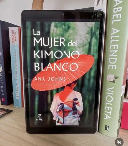 La mujer del kimono blanco